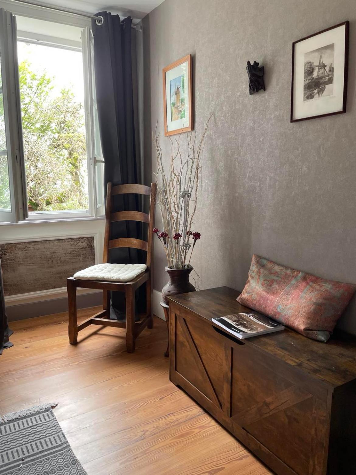 Les Agapanthes Acomodação com café da manhã Vaux-en-Beaujolais Exterior foto